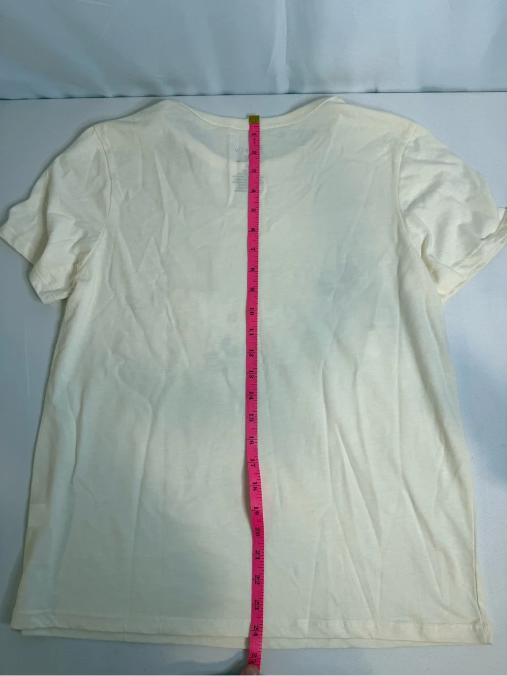 Zoe + Liv NWT Floral Graphic Tee Cream Size Medium Cottagecore Boho